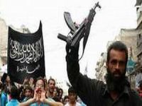 IŞİD Hit Askeri Kışlasını Ele Geçirdi