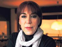 Hazımsızlık Sorunu Yaşayan Şarkıcılar Çirkinleşiyor