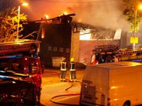 İsviçre'de İslam Merkezi'ne Molotoflu Saldırı