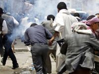 Yemen'de Bombalı Araçla Saldırı: 35 Ölü