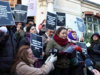 SYKP’den Hebdo’ya Destek Eylemi