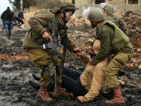 İsrail Cenaze Törenine Saldırdı