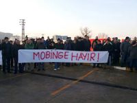 Unilever İşçileri Mobbing Eylemi Yaptı