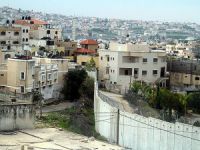İsrail'in Ayrım Duvarı'nın "Ayırdığı Hayatlar"