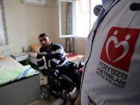 Yeryüzü Doktorları Takdir Topluyor