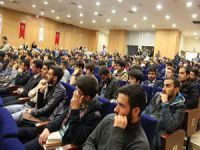 “Gelenek ve Modernizm Arasında Kimlik Arayışı”