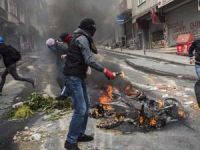 Kurtuluş'ta Molotoflu Saldırı (FOTO)