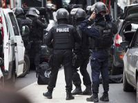 Fransa'da Göçmenlere Polis Dayağı
