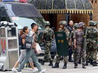 Çin'de Bir Uygur Polis Tarafından Öldürüldü