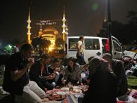 Sultanahmet'te Sahura Yoğun İlgi