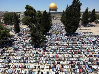 Cuma Namazında Kudüs Sokakları Hıncahınç Doldu