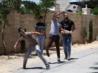 Taş Atarak Direnen Filistinlilere 20 Yıl Hapis Cezası