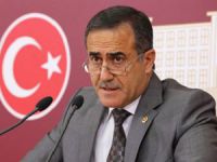 İhsan Özkes CHP‘den İstifa Etti