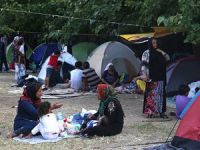 Yunanistan'da Göçmenler Yaşam Mücadelesi Veriyor