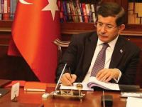 Davutoğlu'nun Masasındaki Son Anket