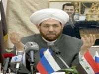 Cezayirli Gençler "Varil Bombacı Müftü"ye Dayak Attı