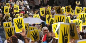 Avusturya’dan Rabia İşaretine Yasak