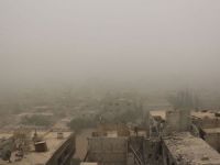Kum fırtınası Esed'in Katliamlarını Bir Süreliğine Durdurdu