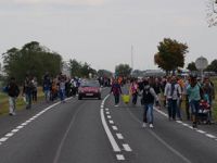 "Sığınmacı"lar Viyana'ya Doğru Yürüyüşe Geçti