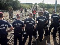 Macaristan'da Olağanüstü Hâl Uzatılıyor