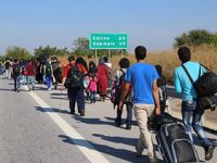 Suriyeliler Yunanistan'a Gitmek İçin Edirne'de Toplandılar
