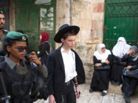 Siyonist İsrail'in Mescid-i Aksa'ya Yönelik İhlâlleri Sürüyor