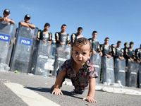 Edirne'de Yaklaşık 500 Mülteci TEM Otobanında Bekliyor