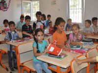 Türkiye'deki Suriyeli Çocuklar Ders Başı Yaptı