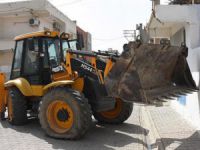 Diyarbakır'da Bazı Belediyelerin İş Makinelerine El Konuldu