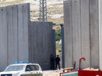 İşgalci İsrail'in Utanç Duvarı: Gazze Sınırına "Ayrım Duvarı"!