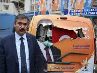 AK Parti Seçim Aracına Saldırı