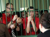 Endonezya'da İngiliz Gazetecilere Hapis Cezası