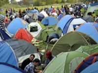 İsveç, 80 Bin Göçmeni Sınır Dışı Edecek!