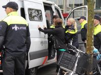 Hollanda'da İslâm Düşmanı PEGIDA Gösterisi: 20 Gözaltı