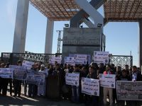 Refah Sınır Kapısında Eylem: Kapıyı Açın!