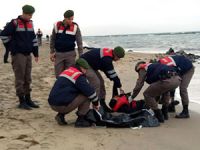 Ayvalık'ta Göçmenleri Taşıyan Bot Battı: 8 Kişi Hayatını Kaybetti!