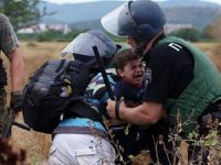 Makedonya Sınırındaki Sığınmacılar Yol Arıyor