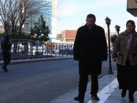 Kiliseden Beyaz Bayrakla Kaçtılar