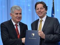 Bosna Hersek AB'ye Üyelik Başvurusu Yaptı
