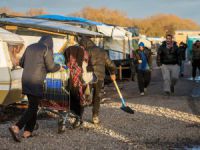Calais Kampı'nın Boşaltılması Kararına Büyük Tepki