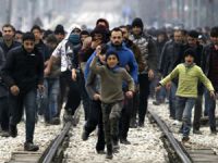 Mülteci Krizi: Türkiye Değil AB Tökezliyor!