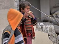"Suriye'de Çocuklar Taze Meyve ve Sebzenin Tadını Unuttu"
