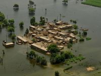 Pakistan'da Şiddetli Yağışlar: 42 Kişi Hayatını Kaybetti