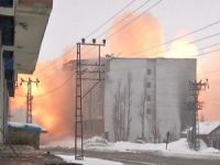 PKK'lılar Kaçarken Saklandıkları Binayı Patlattı