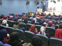 Muş İlci İnşaat Kız Anadolu İHL’de “Namaz Bilinci” Konferansı