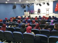 Muş İlci İnşaat Kız Anadolu İHL’de “Malazgirt Zaferi” Konferansı