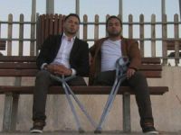 İki Arkadaş, Bir Çift Ayakkabı