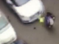 Brüksel’de Müslüman Kadının Üzerine Araba Sürdüler