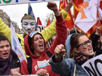 Fransa'da Çalışma Yasası Tasarısı Ülke Genelinde Protesto Edildi