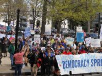 ABD'de 'Demokrasi Baharı' Eylemlerinde Gözaltılar Sürüyor